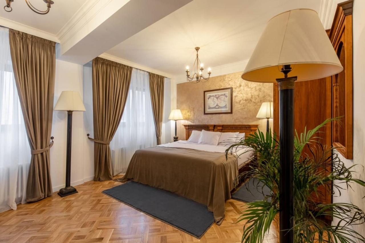 Clucerului Arc De Triomphe Hotell Bukarest Exteriör bild