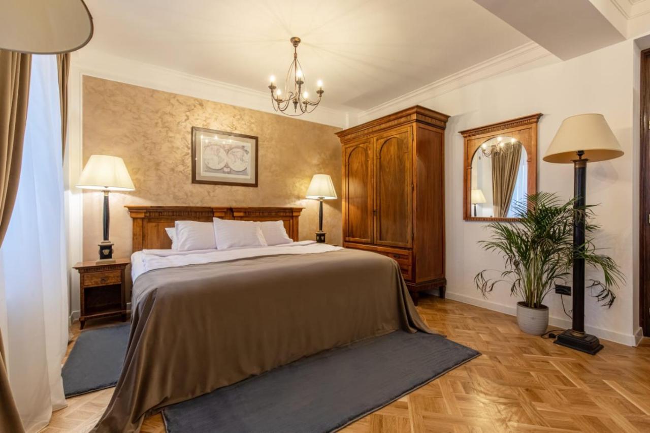 Clucerului Arc De Triomphe Hotell Bukarest Exteriör bild