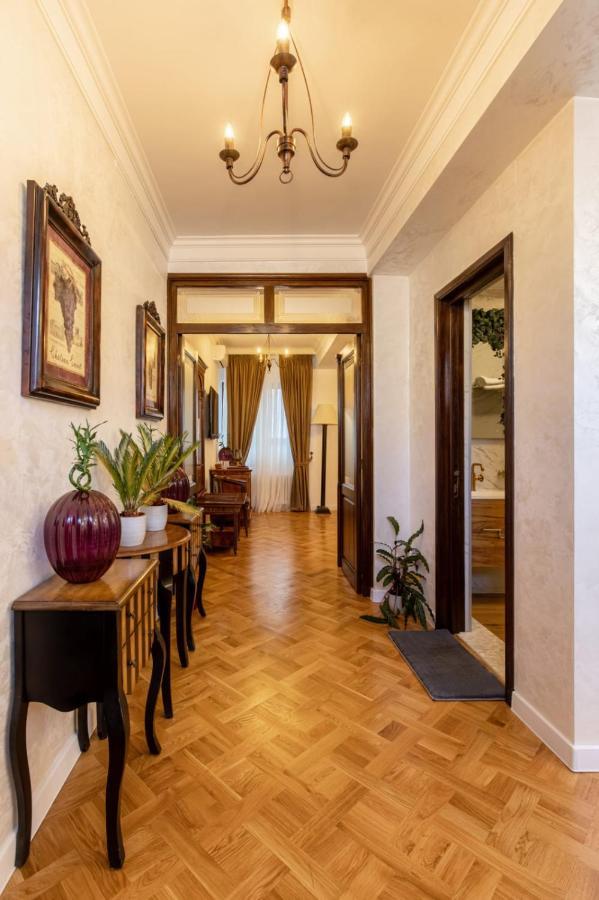 Clucerului Arc De Triomphe Hotell Bukarest Exteriör bild